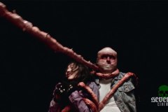 all-jacked-up-and-full-of-worms-00035