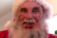 cannibal-claus-00040