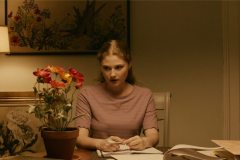 pollen-hera-at-dinner-table