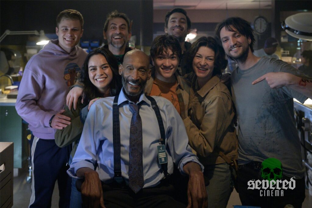Photo of Tony Todd and cast of Final Destination: Bloodlines